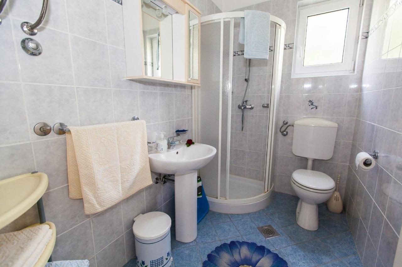 Apartment Karla Брибир Экстерьер фото